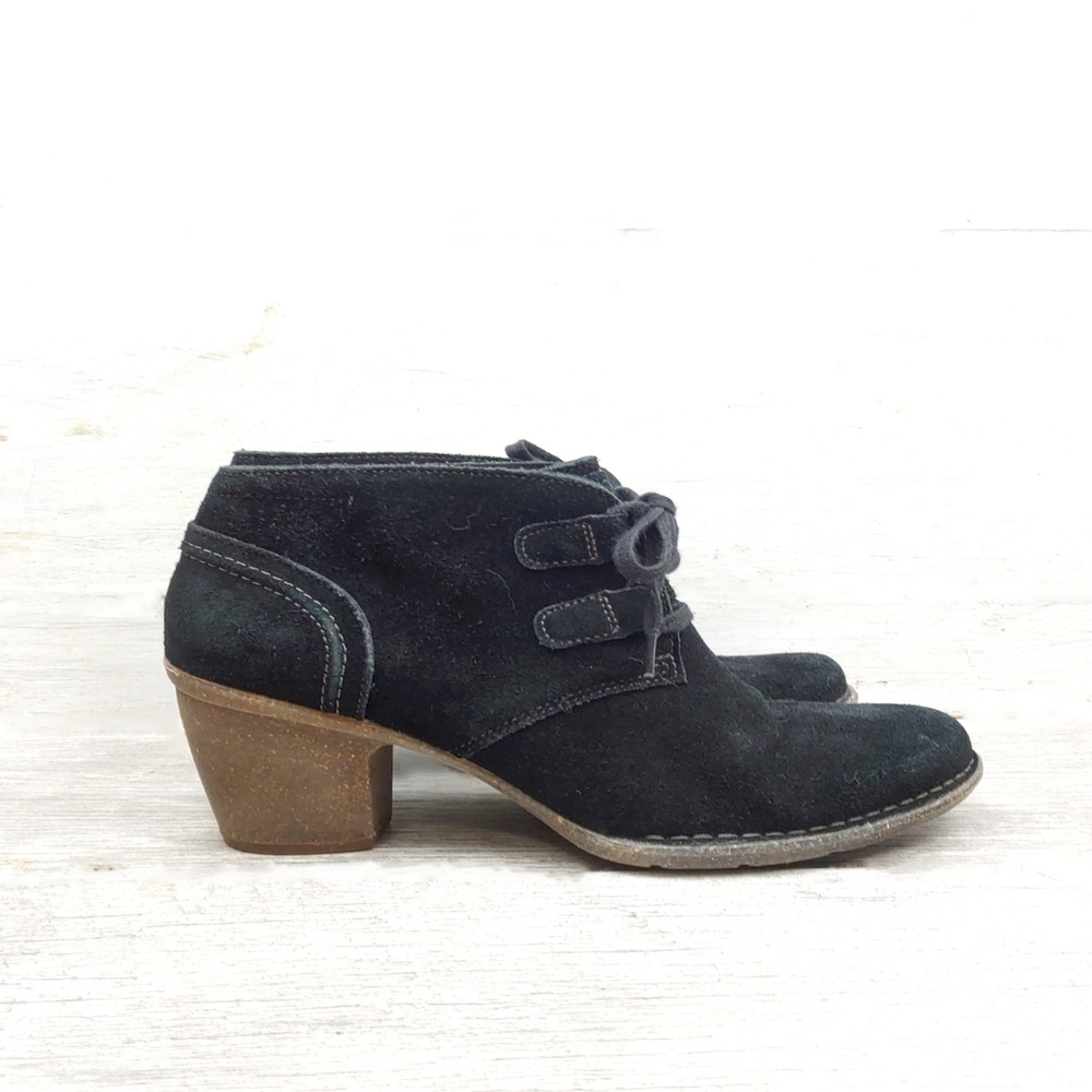 New! Clarks Artisian Carleta Lyon Womens 10 Black Suede Booties - Picture 5 of 11